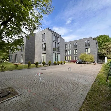 Mickeviciaus 8 * פלאנגה